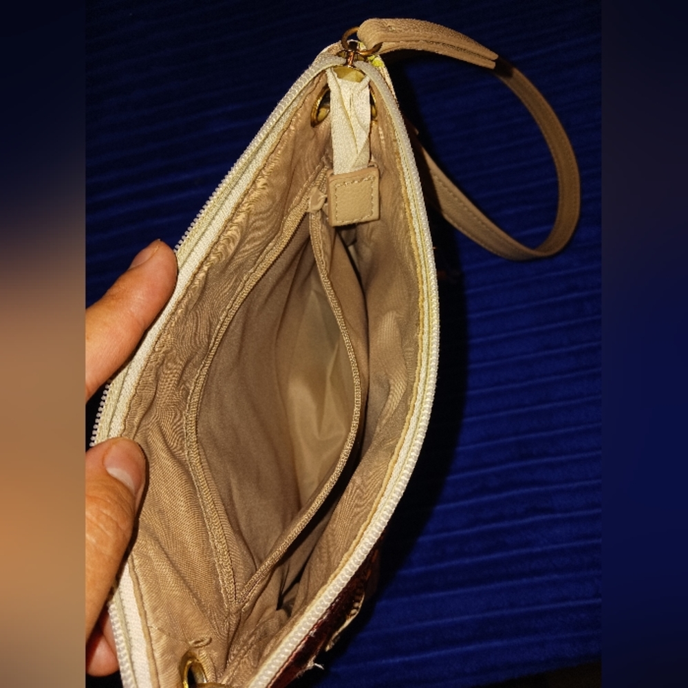 Purse - Picture 3 of 5